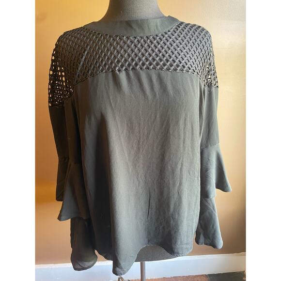 Women's Black Mesh Flowy Blouse Top 1X Plus GUC - Picture 1 of 6